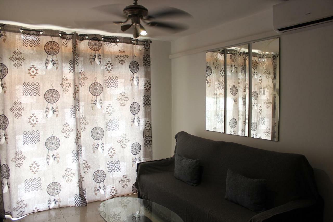 Casa Romantica De Balcon De อามาโดเรส ภายนอก รูปภาพ
